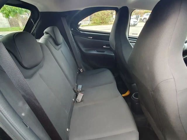 Toyota Aygo X Hatchback Play X-play