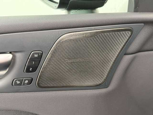 Volvo XC60 AWD Plus T8