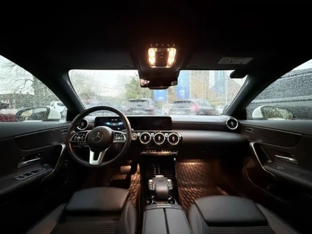 Mercedes-Benz CLA 200 AHK-el. klappb. Navi Digitales Cockpit LED El. Hec