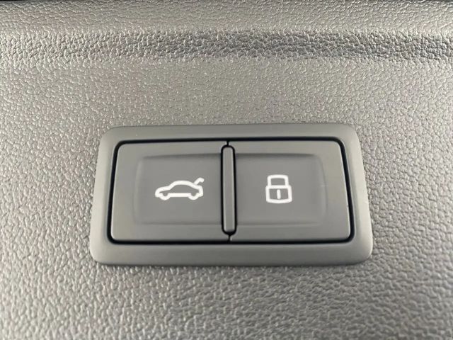 Audi A3 30 TFSI Sedan