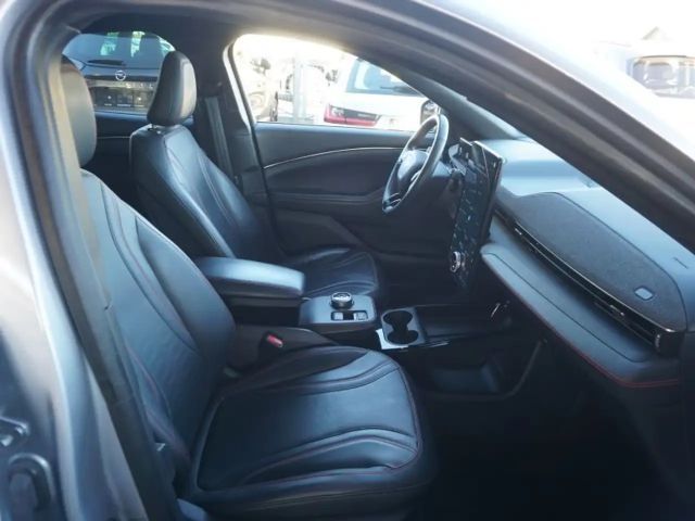Ford Mustang Mach-E AWD Extended range