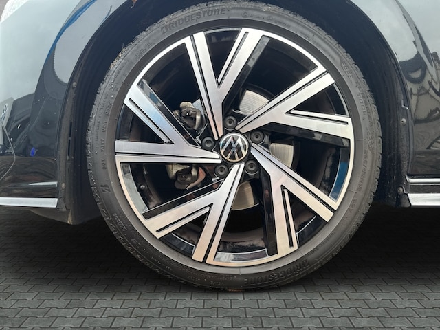 Volkswagen Golf 2.0 TDI Golf VIII R-Line