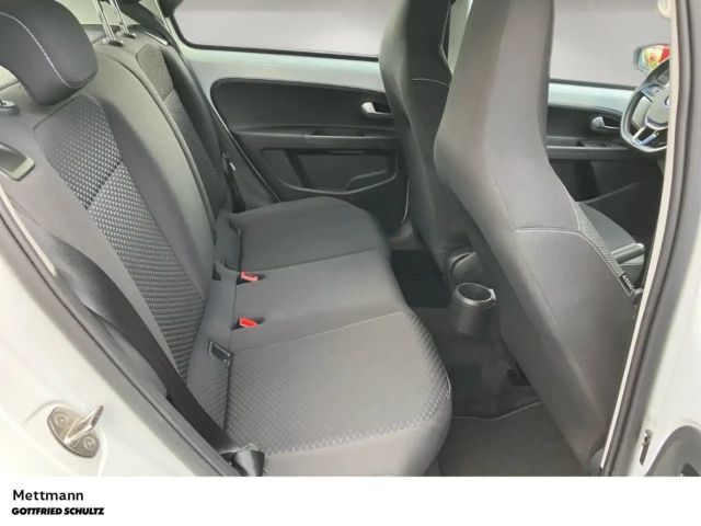 Volkswagen up! Active