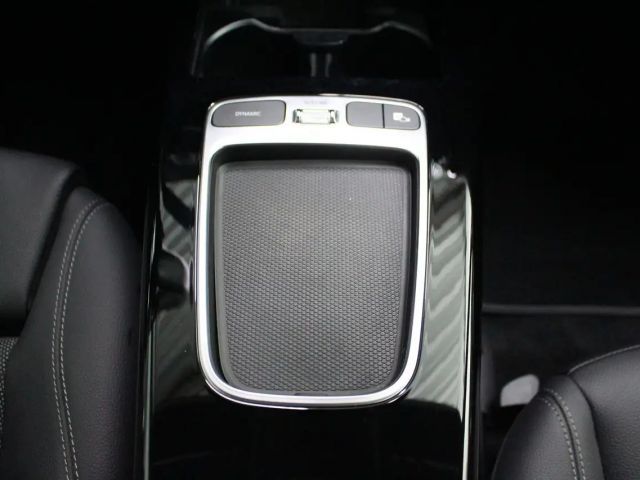 Mercedes-Benz A 200 Progressive