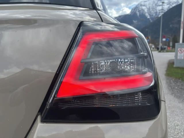 Suzuki Swift DualJet Hybrid Shine