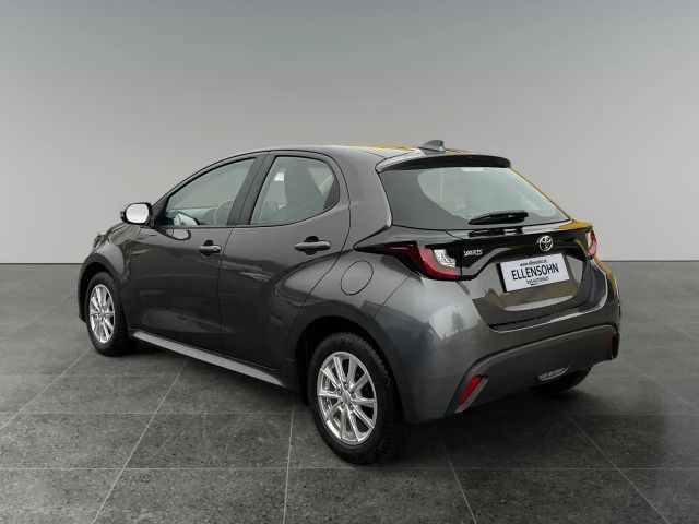 Toyota Yaris Active Hatchback