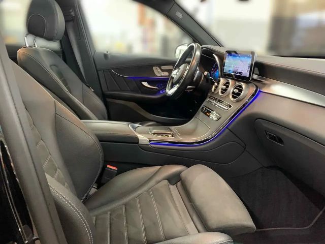 Mercedes-Benz GLC 300 4MATIC AMG Line
