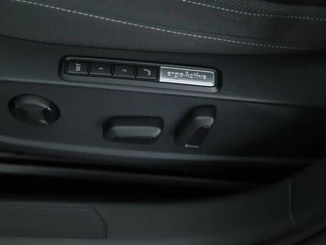 Volkswagen Golf DSG Life