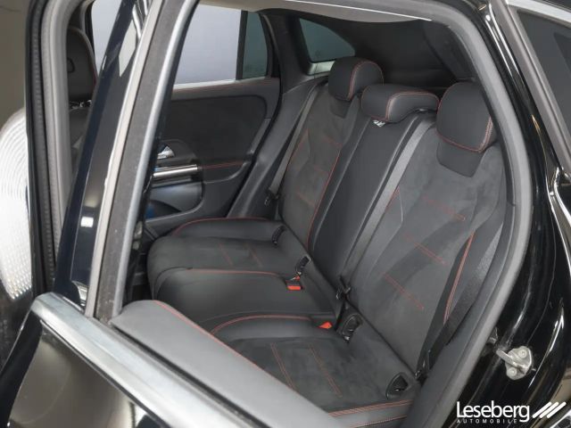 Mercedes-Benz GLA 180 AMG Line