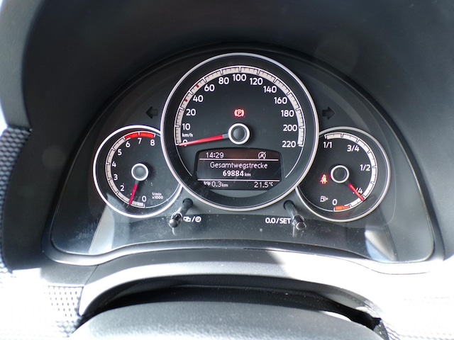 Volkswagen up! Move Move up!