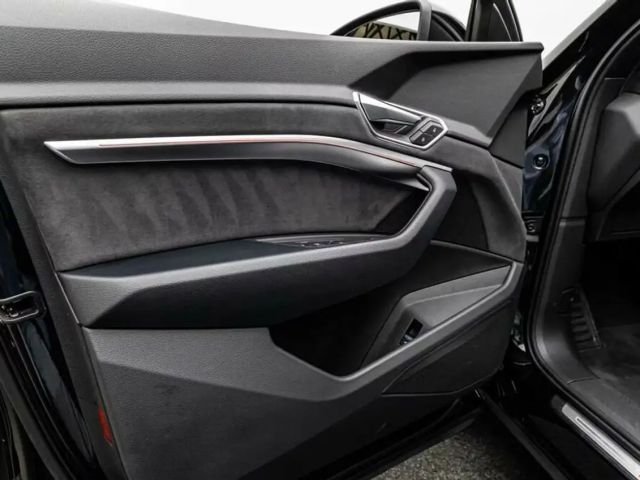 Audi e-tron 55 S-Line