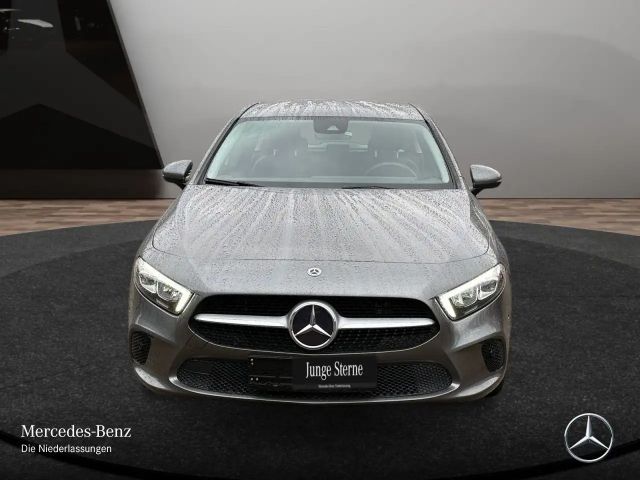 Mercedes-Benz A 250 A 250 e Style