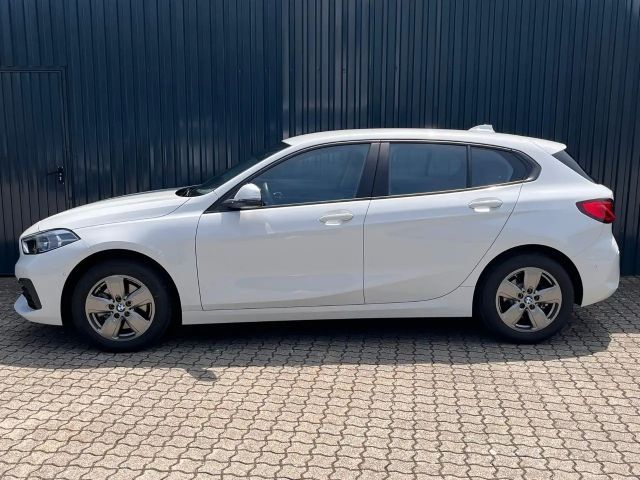 BMW 116 116i 5-deurs Sedan