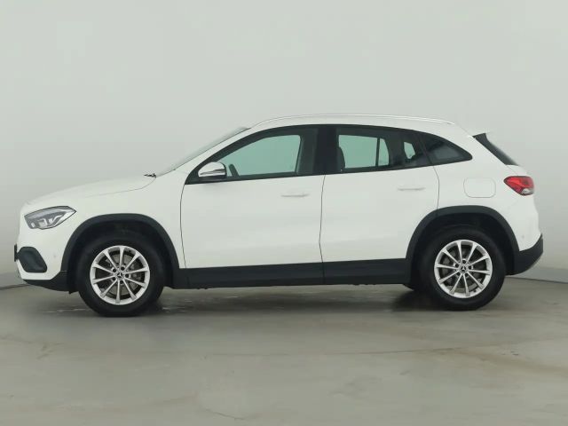 Mercedes-Benz GLA 250 GLA 250 e