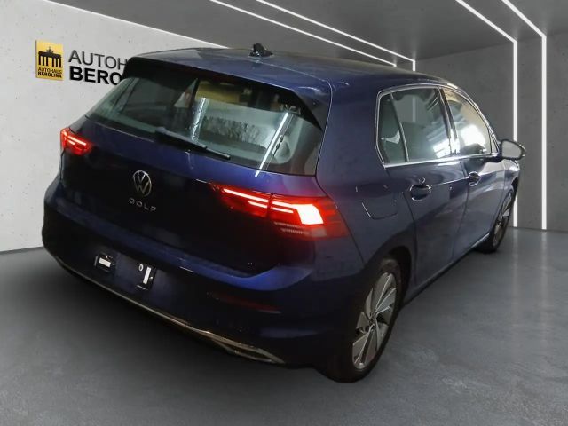 Volkswagen Golf 1.5 TSI Golf VIII Style