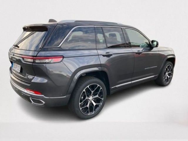 Jeep Grand Cherokee Summit