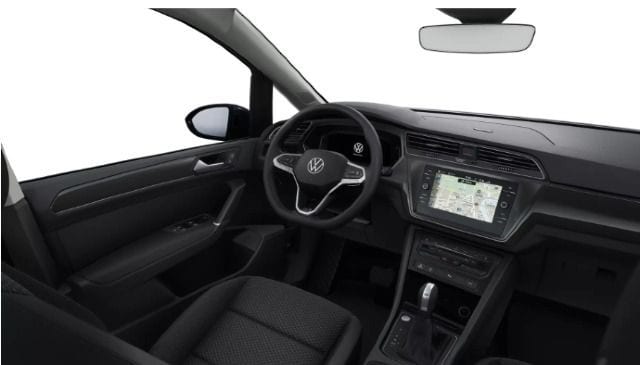 Volkswagen Touran 1.5 TSI DSG IQ.Drive R-Line