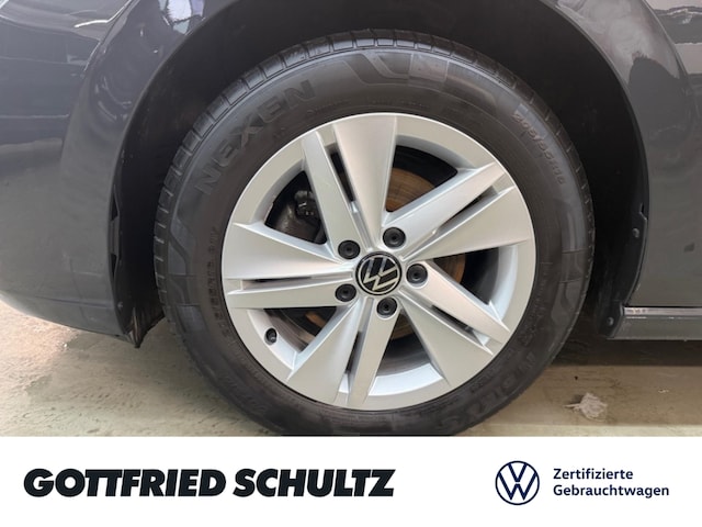 Volkswagen Golf 1.5 TSI Life Variant