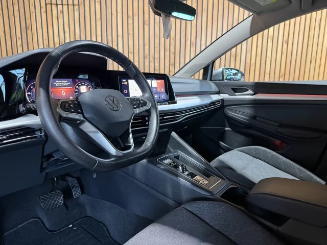 Volkswagen Golf DSG Life Variant