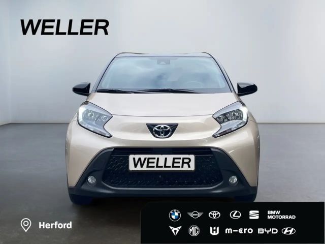 Toyota Aygo X Bi-Tone Hatchback