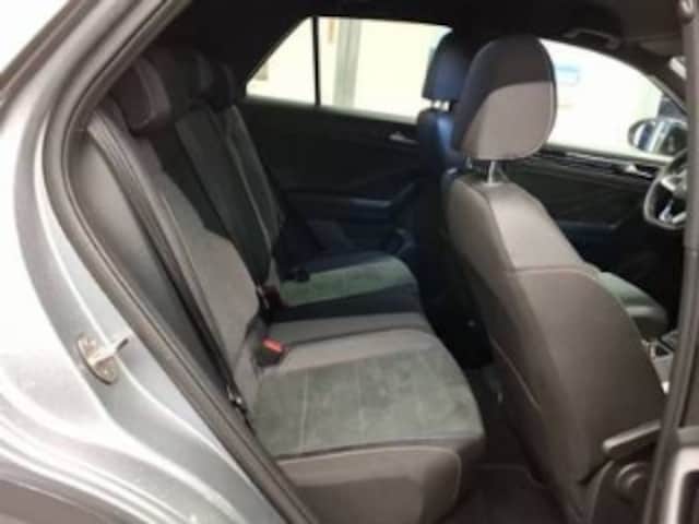 Volkswagen T-Roc 1.5 TSI DSG R-Line