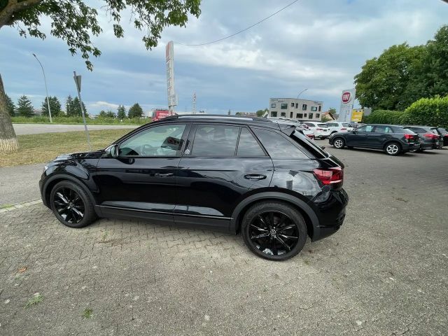 Volkswagen T-Roc 1.5 TSI DSG Sport