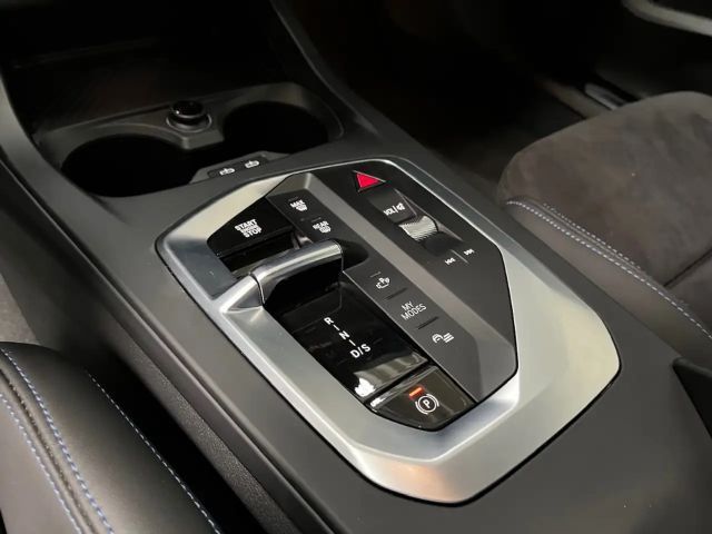 BMW 120 120d M-Sport Sedan