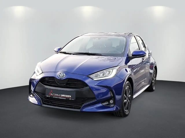 Toyota Yaris Hatchback Team D