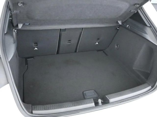 Mercedes-Benz A 250 4MATIC AMG Line