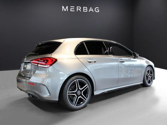 Mercedes-Benz A 220 4MATIC A 220 d AMG Line