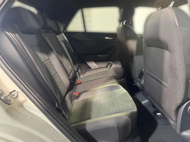 Volkswagen T-Roc 1.5 TSI DSG R-Line