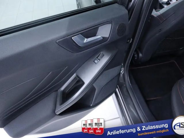 Ford Focus ST Line Wagon