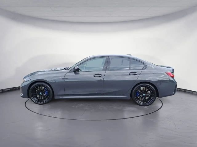 BMW 330 330i M-Sport Sedan xDrive