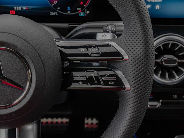 Mercedes-Benz GLA 220 4MATIC GLA 220 d