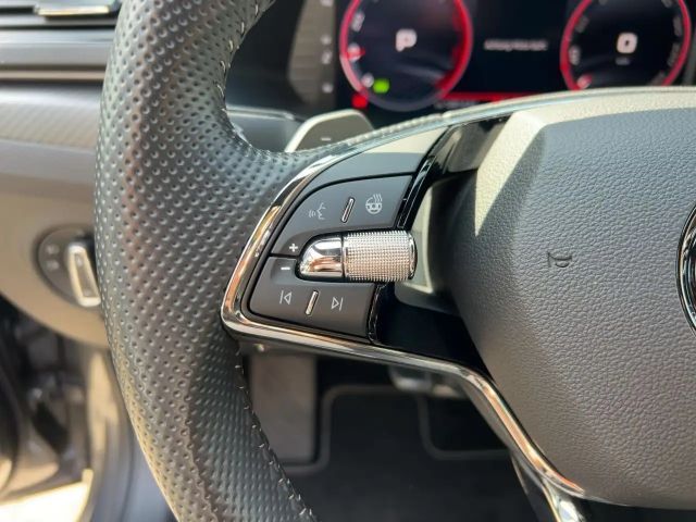 Skoda Superb 2.0 TDI Combi Sportline