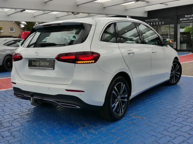 Mercedes-Benz B 180 Progressive