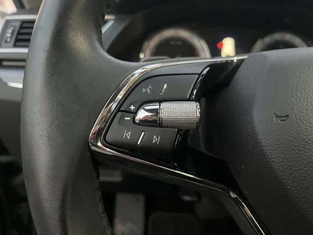 Skoda Superb 1.5 TSI Combi Style Style