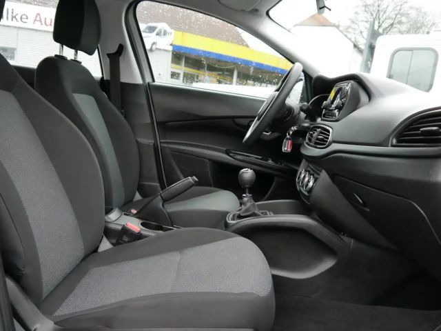 Fiat Tipo 1.4 5-Türer *PDC*Bluetooth*Allwetterreifen*uvm!