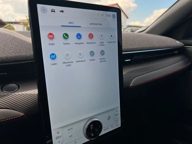 Ford Mustang Mach-E 75 kWh AWD