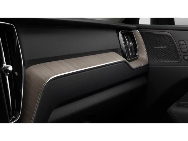 Volvo XC60 AWD Dark Plus T8