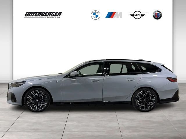 BMW 540 540d M-Sport Touring xDrive