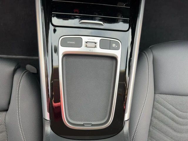 Mercedes-Benz B 180 Progressive Sedan