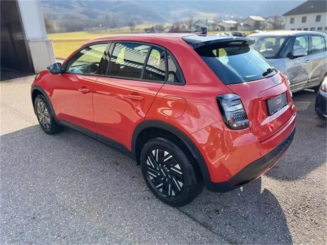 Fiat 600e Hybrid 100 6-Gang eDCT