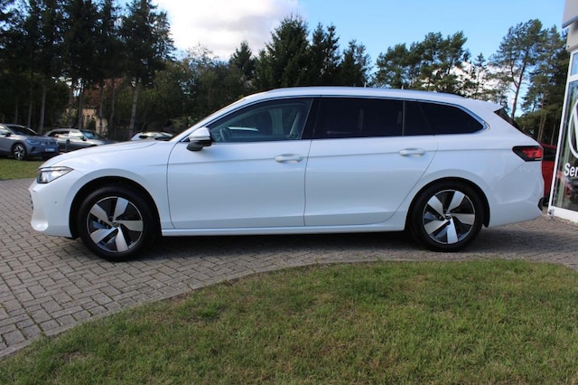 Volkswagen Passat 1.5 eTSI DSG Variant