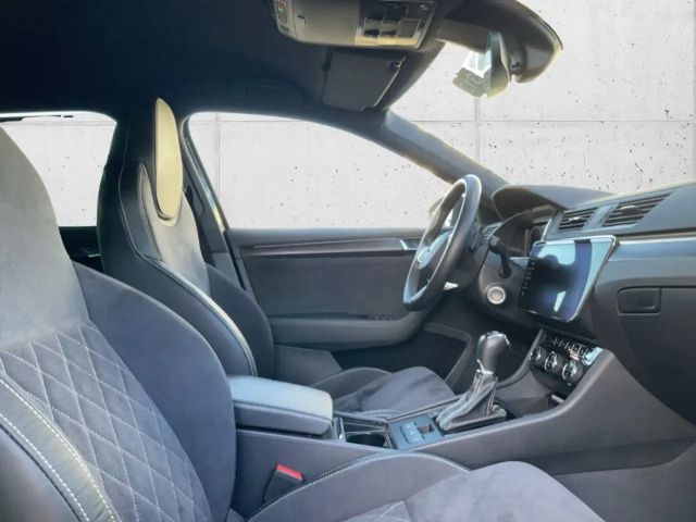 Skoda Superb 2.0 TSI 4x4 Combi Sportline