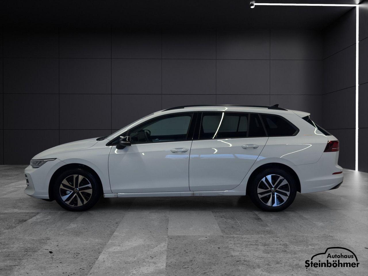 Volkswagen Golf 1.5 eTSI DSG Variant