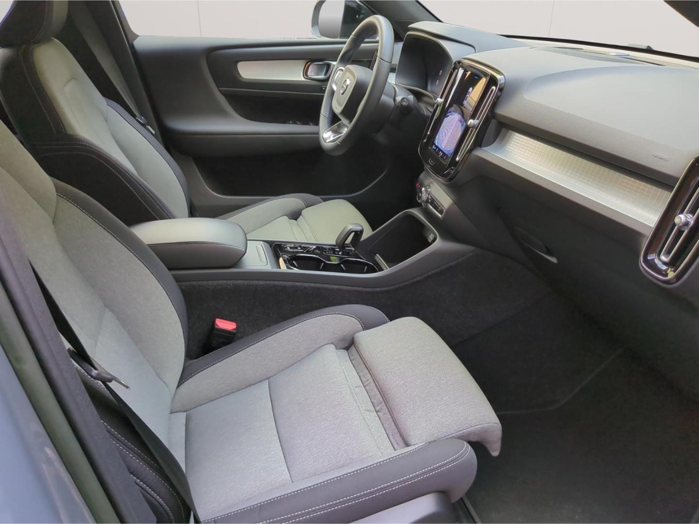 Volvo XC40 Dark Plus