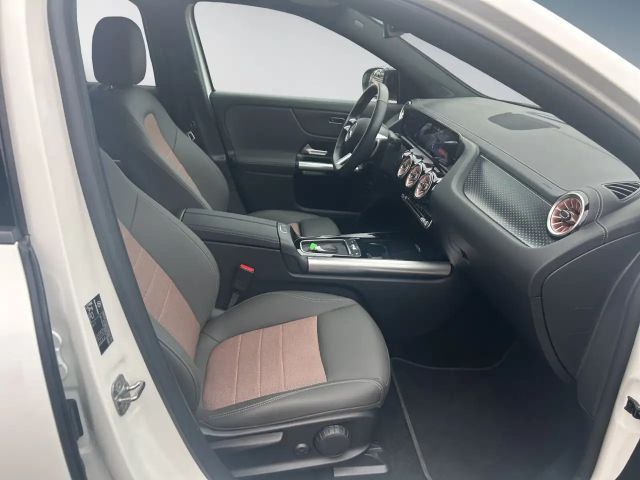 Mercedes-Benz EQA 300 4MATIC Advanced