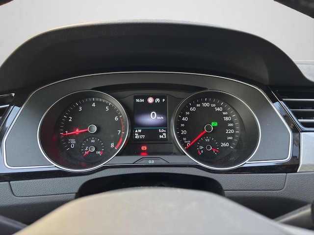 Volkswagen Passat 1.5 TSI DSG Variant