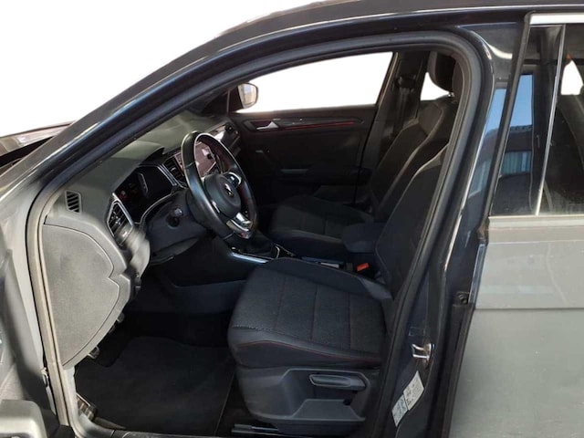 Volkswagen T-Roc Sport